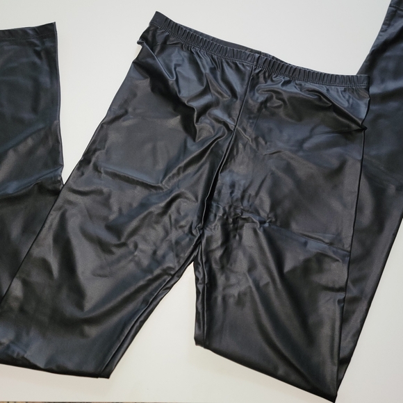 Womens/Youth-Teen Black Pants Never Worn - Picture 1 of 1